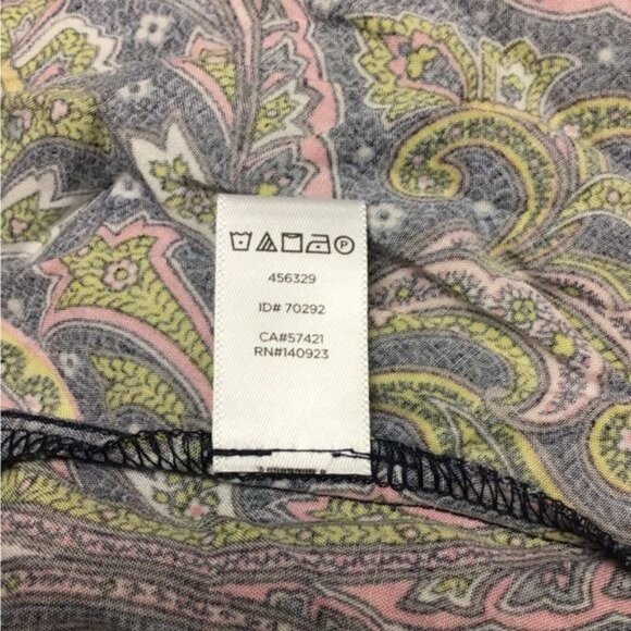 LOFT Women’s Long Sleeve  1/2 Button Front Paisley Shirt, Blue, size M - Picture 7 of 7